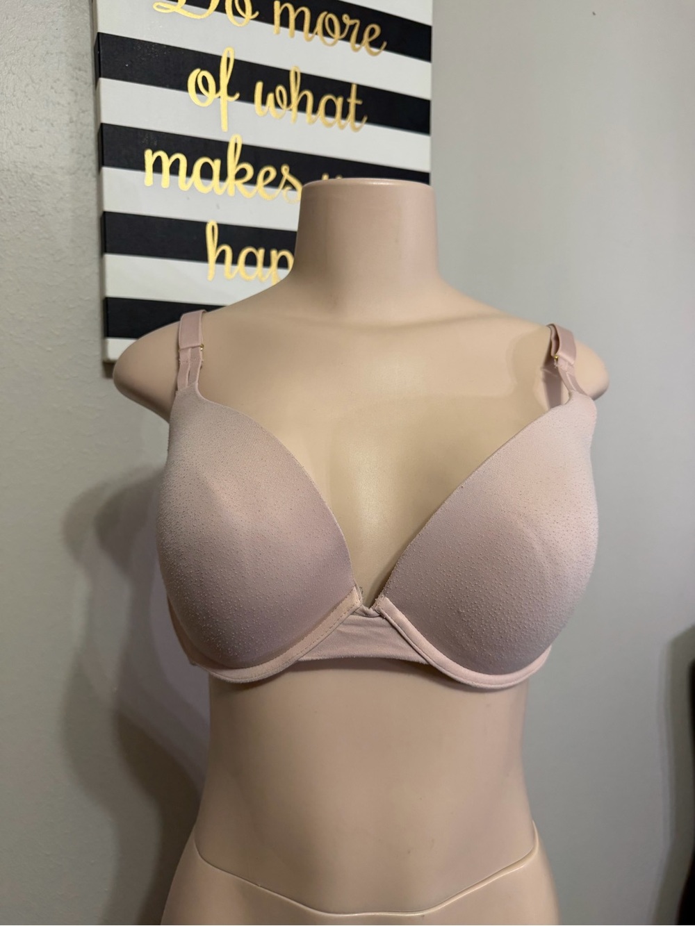 Light Nude T-Shirt Bra with Smooth Contour Cups